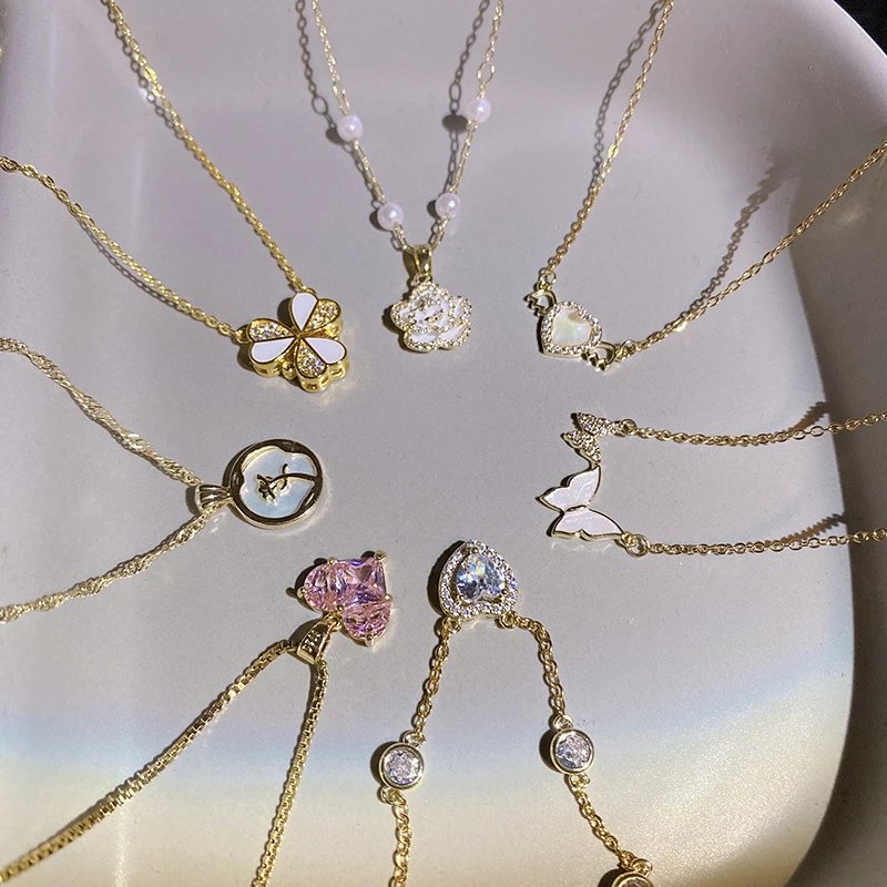 Korean version of ins style light luxury titanium steel pearl versatile clavicle necklace  