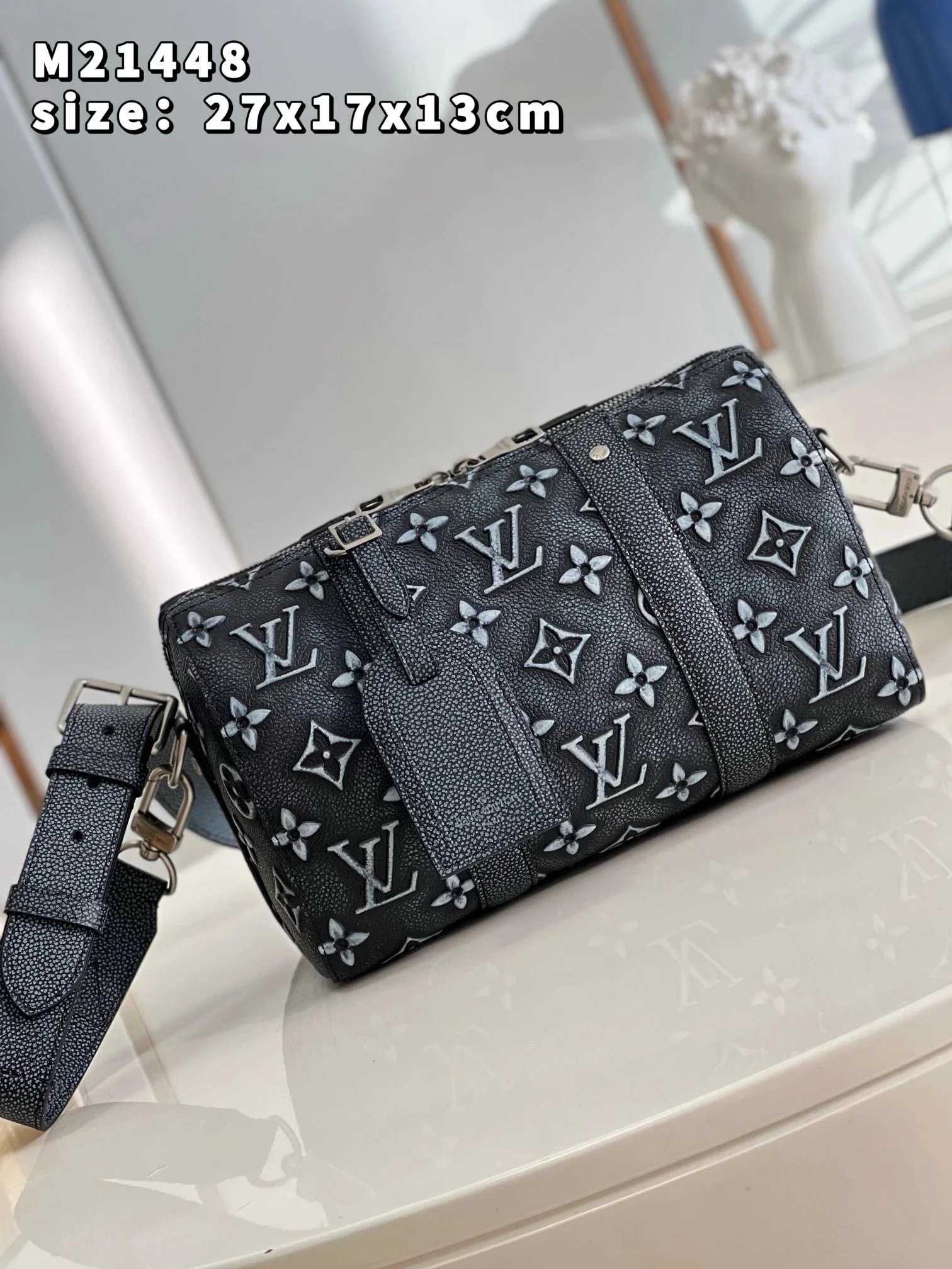 LV  city keepall  