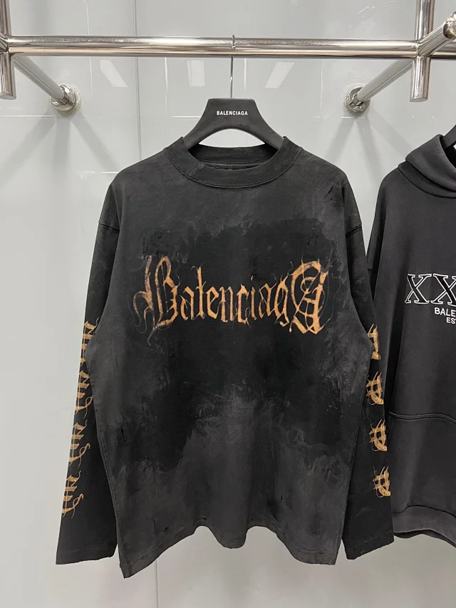 Balenciaga Men's Long Sleeve Metal Oversize T-Shirt in Washed Black  